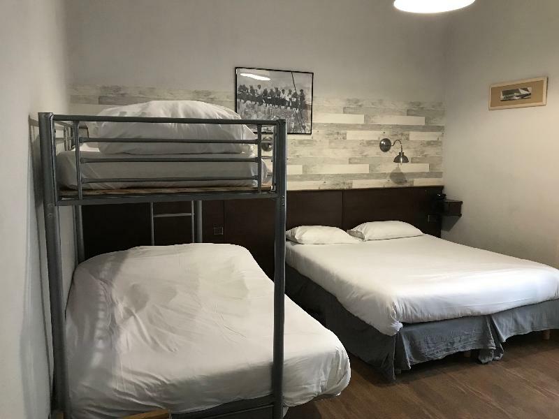 Hotel Des Ambassadeurs 2*