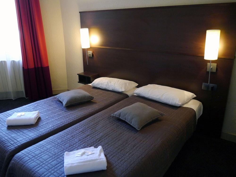 Des Ambassadeurs Hotel